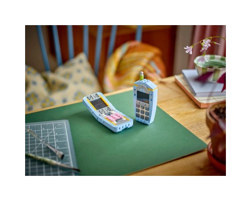 Конструктор LEGO Creator Ретро телефон (31174)