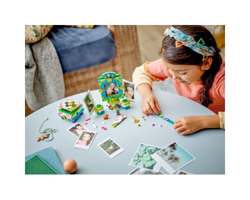 Конструктор LEGO Disney Classic Фоторамка й скриня для прикрас Мірабель 334 деталі (43239)