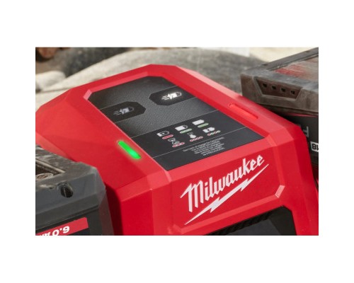 Зарядний пристрій для акумуляторів інструменту Milwaukee M18 DBSC Dual SUPER CHARGER (4932492531)