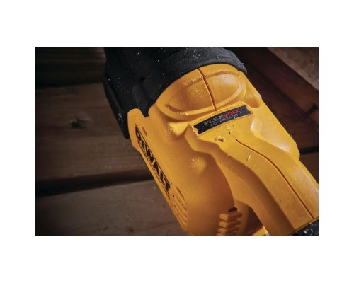 Шабельна пила DeWALT 18В XR Li-lon, 0 - 3000 ход/хв, 3.5 кг, кейс TSTAK (без АКБ та ЗП) (DCS386NT)