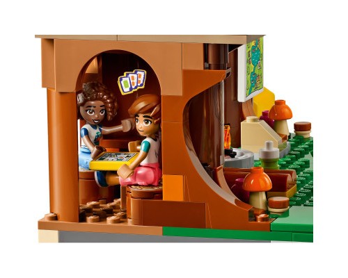 Конструктор LEGO Friends Будиночок на дереві у пригодницькому таборі (42631)