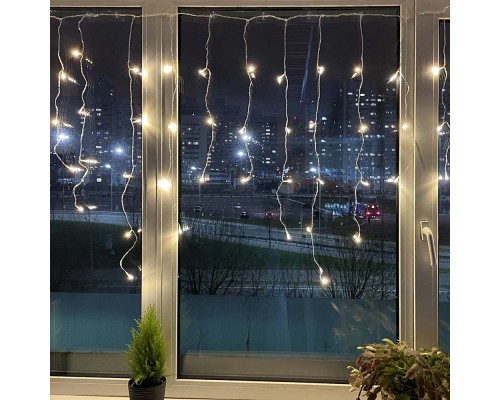 Гірлянда ColorWay Бахрома 3 м x 0.6 м 100 Led IP20 теплий колір USB (CW-GF-100L36UWW)