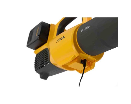Повітродувка Stiga BL300 40V (20V+20V), 42м/с, 2x4Ah (BL300eKit)