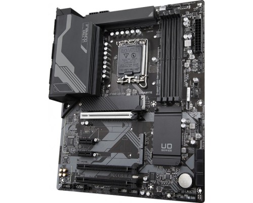 Материнська плата GIGABYTE Z790 UD AX
