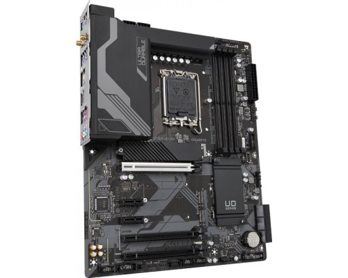 Материнська плата GIGABYTE Z790 UD AX