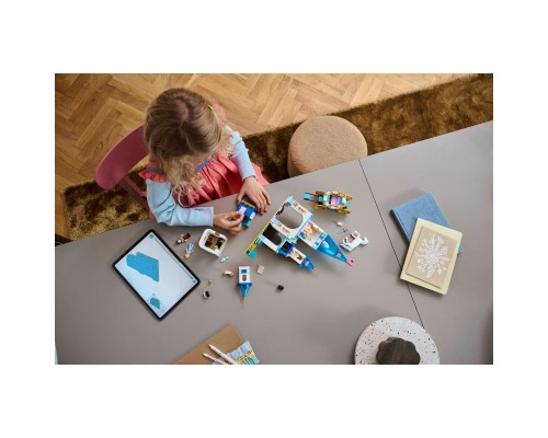 Конструктор LEGO Disney Princess Замок Попелюшки й карета (43275)