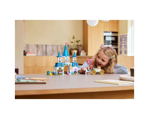 Конструктор LEGO Disney Princess Замок Попелюшки й карета (43275)