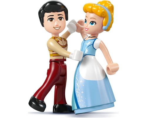 Конструктор LEGO Disney Princess Замок Попелюшки й карета (43275)