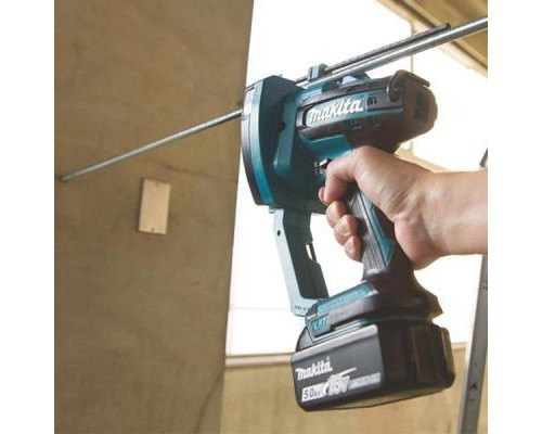 Ножиці по металу електричні Makita для резьбовых шпилек М6-М12 (без АКБ и БП) (DSC102Z)