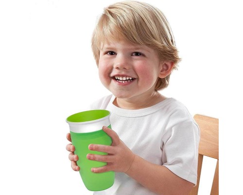 Поїльник-непроливайка Munchkin Miracle® 360° з кришкою, 296 мл зелена (051860)