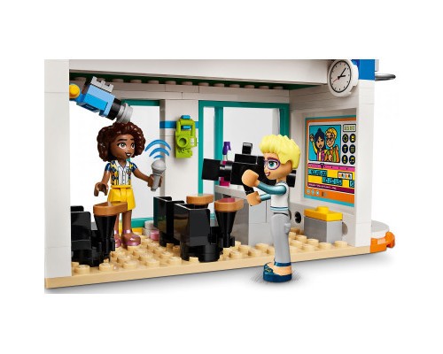 Конструктор LEGO Friends Хартлейк-Сіті: міжнародна школа 985 деталей (41731)
