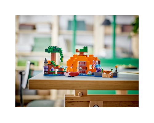 Конструктор LEGO Minecraft Гарбузова ферма 257 деталей (21248)