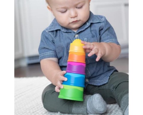 Розвиваюча іграшка Fat Brain Toys Пірамідка тактильна Чашки dimpl stack (F293ML) Розвиваюча іграшка Fat Brain Toys Пірамідка тактильна Чашки dimpl stack (F293ML)