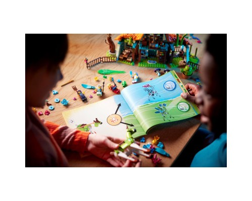 Конструктор LEGO DREAMZzz Стайня казкових істот 681 деталь (71459)