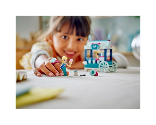 Конструктор LEGO Disney Крижані ласощі Ельзи 82 деталей (43234)