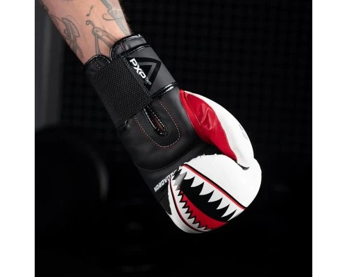 Боксерські рукавички Phantom Fight Squad Weiss White 16 унцій (PHBG2218-16)