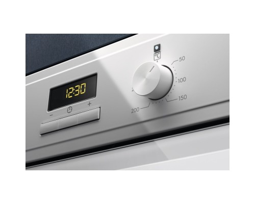 Духова шафа Electrolux EOF3H40BW