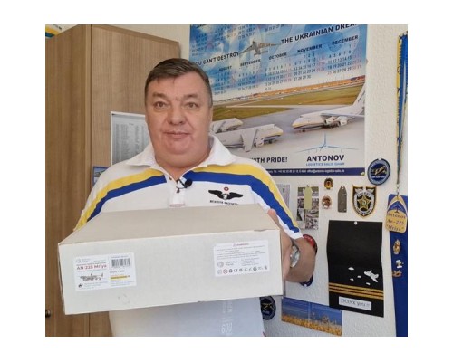 Конструктор Metal Time Колекцiйна модель Ukrainian Dream Exclusive Edition Ан-225 Мрія зібрана двокольорова (MT001EE/READY)