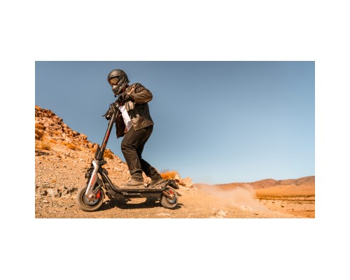 Електросамокат Segway GT3 PRO чорний (AA.06.02.02.0004)