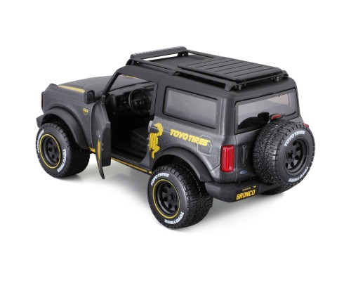 Машина Maisto Ford Bronco 2021 Badlands 1:24 Сірий металік (32541 met. grey)