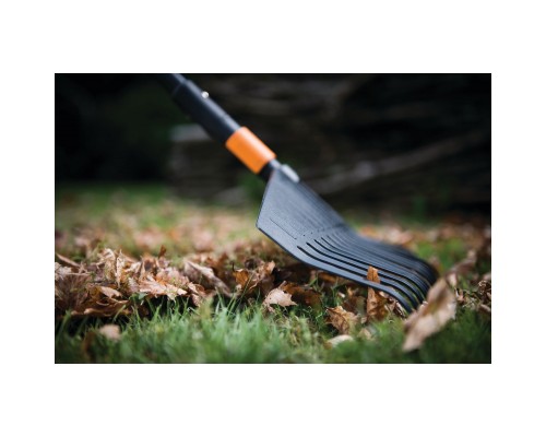 Граблі Fiskars для листя великі QuikFit (1000642)
