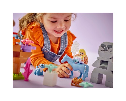 Конструктор LEGO DUPLO Disney Ельза й Бруні в Зачарованому лісі 31 деталь (10418)