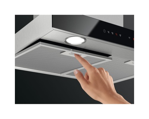 Витяжка кухонна AEG DBE5660HB