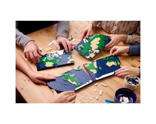 Конструктор LEGO Family Миті з подорожей 1231 деталь (41838)