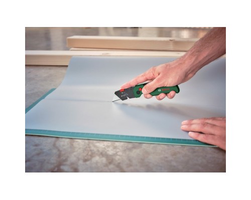 Ніж монтажний Bosch трапецієподібний складний, корпус пластик, 144мм (1.600.A02.75M)