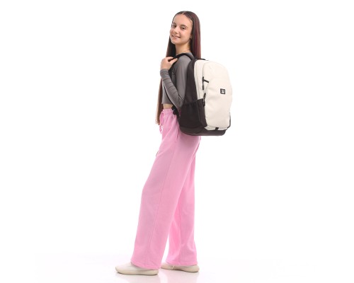 Рюкзак шкільний GoPack Education Teens 185 бежевий (GO25-185L-3)