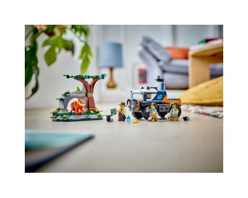 Конструктор LEGO City Позашляховик для дослідження джунглів (60426)