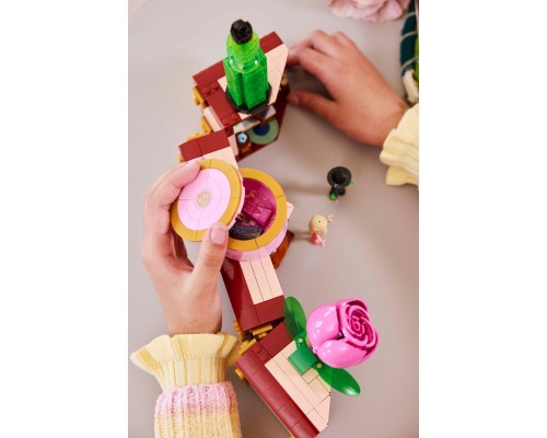 Конструктор LEGO Wicked Кімната Ґлінди й Ельфаби 740 деталей (75683)
