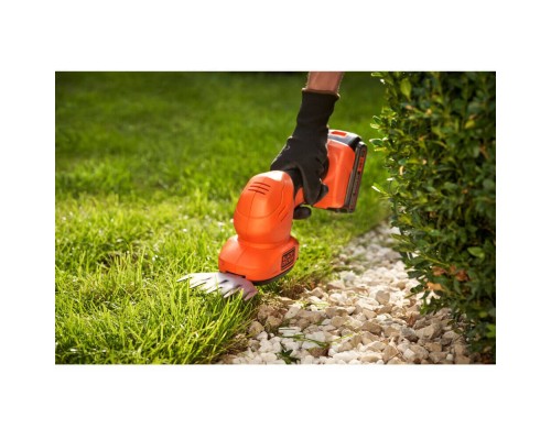 Кущоріз Black&Decker 18V, насадки - 20 см/8 мм, 10 см/18 мм (без АКБ та ЗП) (BCSS18B)