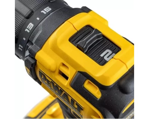 Шуруповерт DeWALT 18В XR Li-Ion, 4Ah, 65 Нм, 450-1650 об/мин, вес 1.2 кг, TSTAK (DCD709M2T)