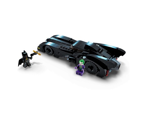 Конструктор LEGO DC Batman Бетмобіль: Переслідування. Бетмен проти Джокера (76224)