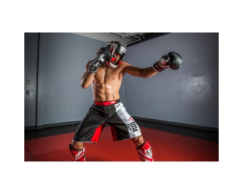 Боксерський шолом Title MMA Command Full Black/Red/White L (XCHGF L BK/WH/RD)