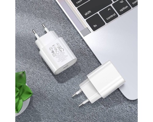 Мережевий зарядний пристрій HOCO N22 Jetta PD25W charger White (6931474760067) Мережевий зарядний пристрій HOCO N22 Jetta PD25W charger White (6931474760067)