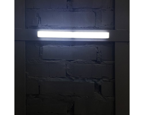 Світлодіодна лампа на акумуляторах 30 см (LED-30) Світлодіодна лампа на акумуляторах 30 см (LED-30)