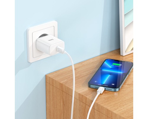 Зарядний пристрій HOCO C104A Stage USB-C PD20W White (6931474782892)