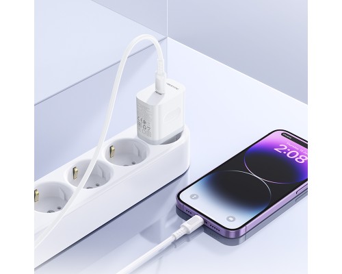 Мережевий зарядний пристрій з кабелем BOROFONE BA99A Breeze single port PD20W charger set(C to iP) White (6941991121364)