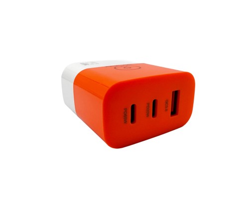 Мережевий зарядний пристрій WUW-C215 65W Charger 2 USB C + USB A white black (C215)