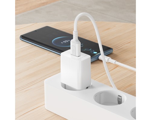 Мережевий зарядний пристрій з кабелем BOROFONE BAS71A Source single-port charger set(Type-C) White (6941991122620)