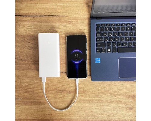 Зовнішній акумулятор Xiaomi Mi Power Bank 3 30000mAh 24W Fast Charge PB3018ZM White (VXN4307CN) Зовнішній акумулятор Xiaomi Mi Power Bank 3 30000mAh 24W Fast Charge PB3018ZM White (VXN4307CN)