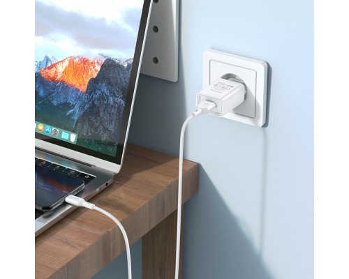 Мережевий зарядний пристрій BOROFONE BA68A Glacier single port charger White (BA68AW) Мережевий зарядний пристрій BOROFONE BA68A Glacier single port charger White (BA68AW)